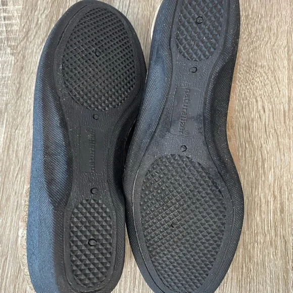 Naturalizer Velvety Loafers Size 6 - Picture 5 of 12